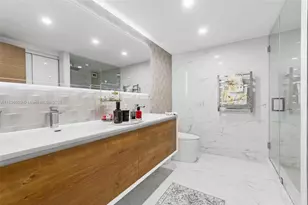 1000 Parkview Dr, Hallandale Beach, FL 33009 - Photo 13