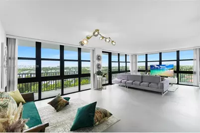 1000 Parkview Dr #809, Hallandale Beach, FL 33009 - Photo 1