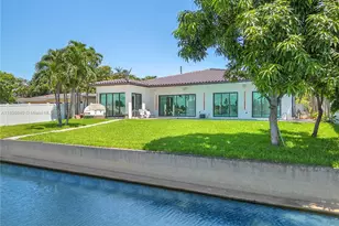 21100 NE 25th Ct, Miami, FL 33180 - Photo 3