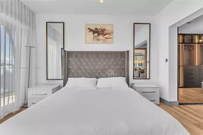 21100 NE 25th Ct, Miami, FL 33180 - Photo 35