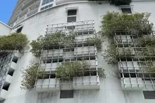 1750 N Bayshore Dr, Miami, FL 33132 - Photo 1