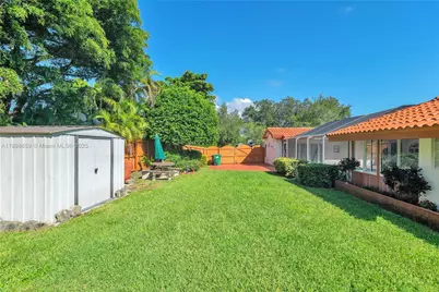 17320 SW 89th Ave, Palmetto Bay, FL 33157 - Photo 9