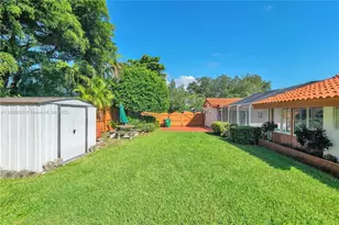 17320 SW 89th Ave, Palmetto Bay, FL 33157 - Photo 9