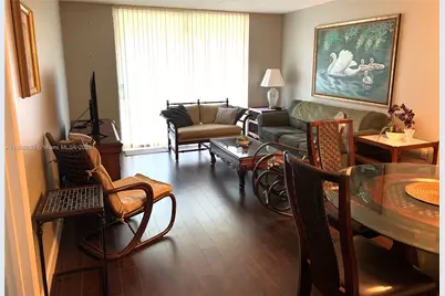 900 Colony Point Cir #305, Pembroke Pines, FL 33026 - Photo 7