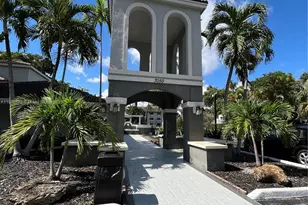 7090 NW 179th St, Hialeah, FL 33015 - Photo 1