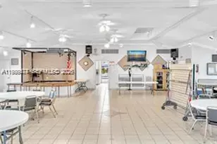 215 SE 3rd Ave, Hallandale Beach, FL 33009 - Photo 25