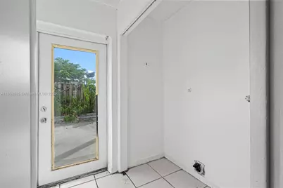 941 SW 20th Ct, Delray Beach, FL 33445 - Photo 11