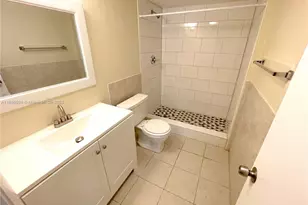 704 SE 2nd Ave, Deerfield Beach, FL 33441 - Photo 7