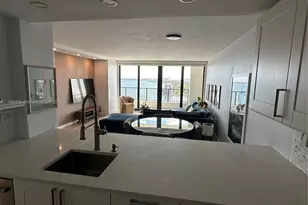 555 NE 15th St, Miami, FL 33132 - Photo 5