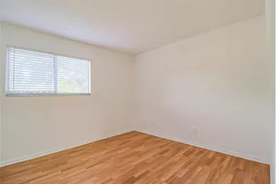 3453 NW 44th St #105, Oakland Park, FL 33309 - Photo 9