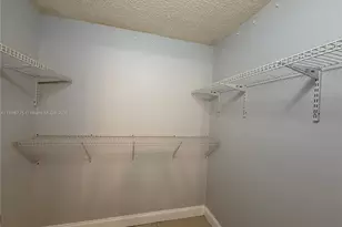 1071 Adams Ave, Homestead, FL 33034 - Photo 9