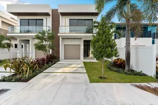 1215 NE 11th Ave, Fort Lauderdale, FL 33304 - Photo 1