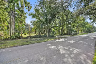 14270 SW 20th Street, Davie, FL 33325 - Photo 3