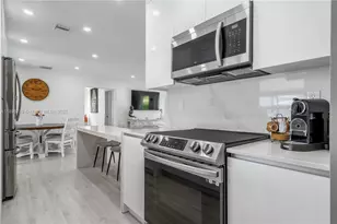 11350 SW 57th St, Miami, FL 33173 - Photo 11