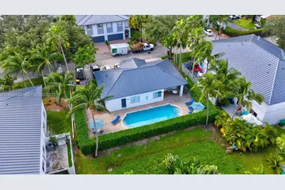 2726 Treasure Cove Cir, Dania Beach, FL 33312 - Photo 39