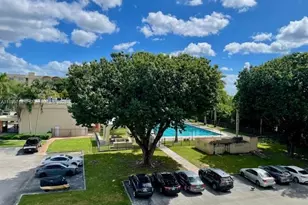 9350 Fontainebleau Blvd, Miami, FL 33172 - Photo 11