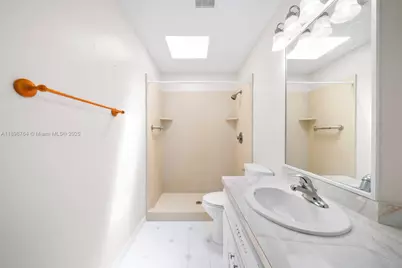 127 Blue Moon, Sebring, FL 33852 - Photo 15