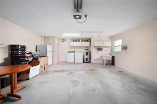 127 Blue Moon, Sebring, FL 33852 - Photo 25