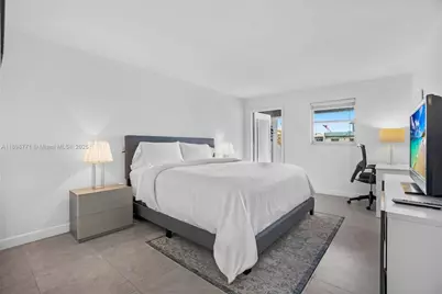 1615 West Ave #504, Miami Beach, FL 33139 - Photo 9