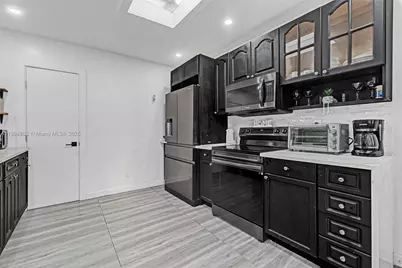 3325 SW 59th Ter, West Park, FL 33023 - Photo 3