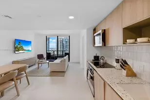 159 NE 6th St, Miami, FL 33132 - Photo 13