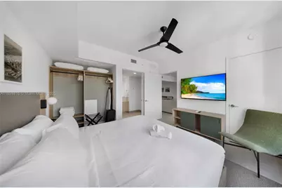 159 NE 6th St #4011, Miami, FL 33132 - Photo 19
