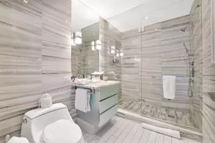 2201 Collins Ave, Miami Beach, FL 33139 - Photo 15