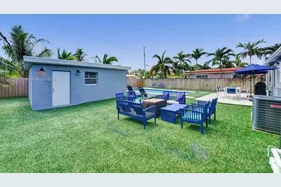 1124 NE 6th St, Hallandale Beach, FL 33009 - Photo 63