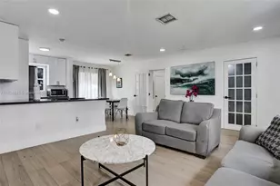 1124 NE 6th St, Hallandale Beach, FL 33009 - Photo 35