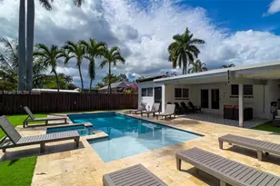 1230 Johnson St, Hollywood, FL 33019 - Photo 19