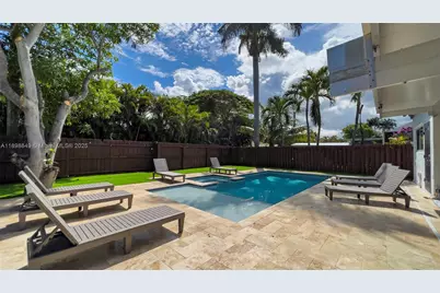 1230 Johnson St, Hollywood, FL 33019 - Photo 7