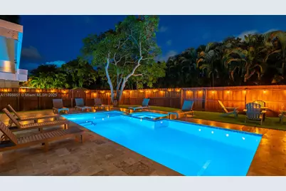 1230 Johnson St, Hollywood, FL 33019 - Photo 1