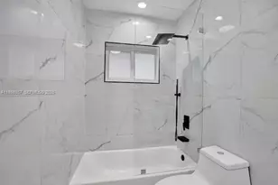2100 SW 28th Way, Fort Lauderdale, FL 33312 - Photo 17