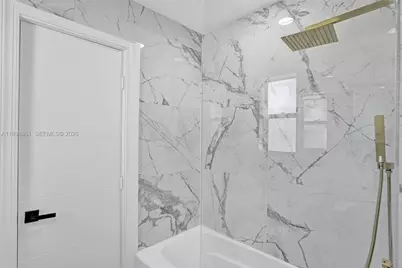 725 Harrison St, Hollywood, FL 33019 - Photo 59