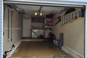 8660 SW 14th St, Pembroke Pines, FL 33025 - Photo 21