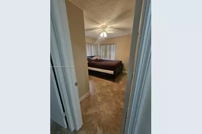 8660 SW 14th St, Pembroke Pines, FL 33025 - Photo 17