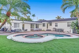 725 Harrison St, Hollywood, FL 33019 - Photo 71