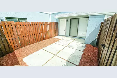 11 Crossings Cir #C, Boynton Beach, FL 33435 - Photo 1