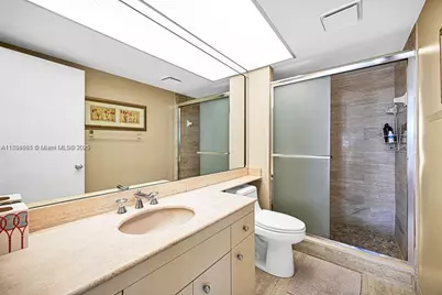 19707 Turnberry Way #5D, Aventura, FL 33180 - Photo 19