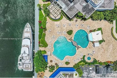 19707 Turnberry Way #5D, Aventura, FL 33180 - Photo 7