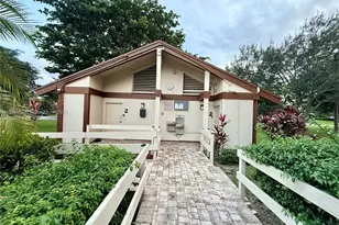 22279 Woodborn Dr, Boca Raton, FL 33428 - Photo 15
