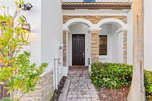 11255 NW 88th St, Doral, FL 33178 - Photo 3