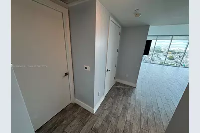 1040 Biscayne Blvd #1106, Miami, FL 33132 - Photo 7