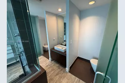 1040 Biscayne Blvd #1106, Miami, FL 33132 - Photo 15