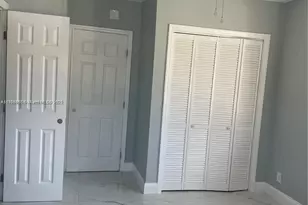 1230 NE 148th St, Miami, FL 33161 - Photo 5