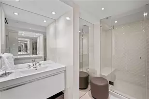 400 South Pointe Dr, Miami Beach, FL 33139 - Photo 33