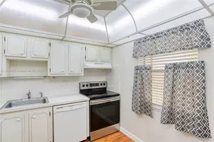 1005 Country Club Dr, Margate, FL 33063 - Photo 3