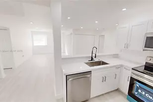 20230 NE 3rd Ct, Miami, FL 33179 - Photo 7