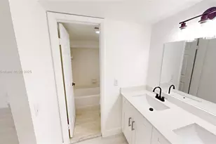 20230 NE 3rd Ct, Miami, FL 33179 - Photo 15