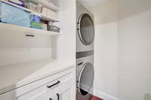 1000 Island Blvd, Aventura, FL 33160 - Photo 15